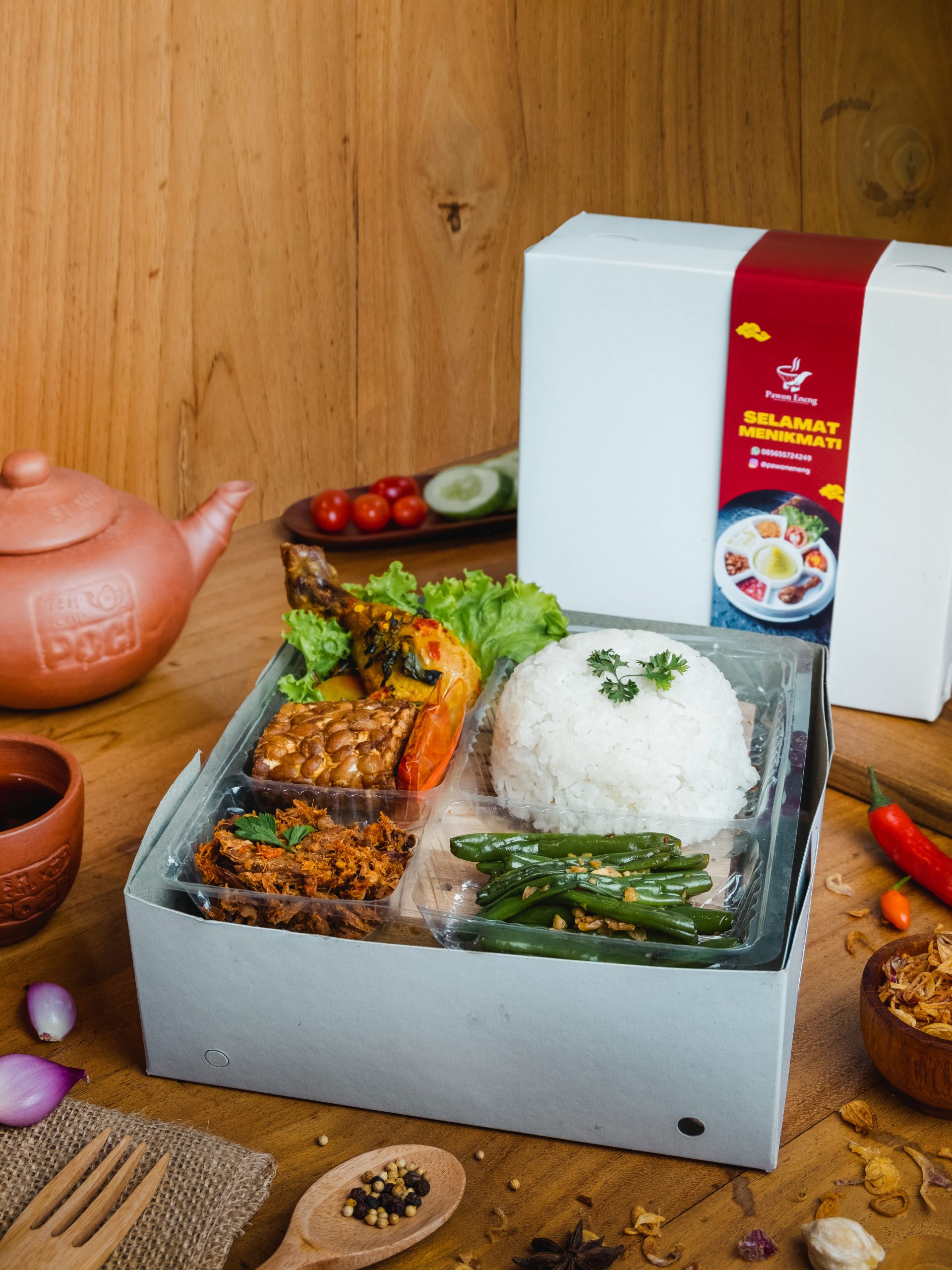 Nasi Box Nusantara (Jawa, Sunda, Manado, Minang)